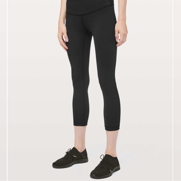 lululemon athletica Pants - Lululemon Wunder Under Crop Leggings Black  Size 6. Compression Yoga Workout